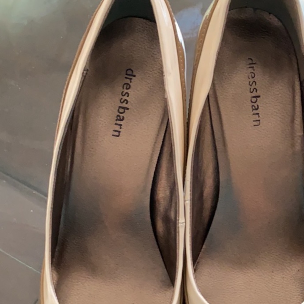Tri-color heels